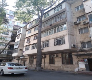 Satılır Köhnə Tikili, Nəsimi.r, 28 May.m-1