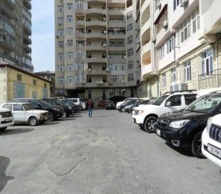 Satılır Yeni Tikili, Nizami.r, Qara Qarayev.m-8