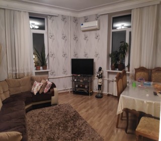 Satılır Köhnə Tikili, Sabunçu.r, Bakıxanov-7