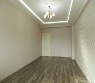 Satılır Yeni Tikili, Nizami.r, Qara Qarayev.m-8
