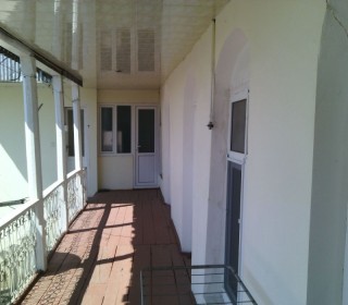 Satılır Həyət evi, Oğuz.ş-8