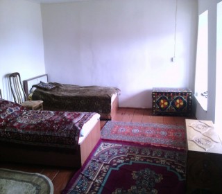 Satılır Həyət evi, Oğuz.ş-12