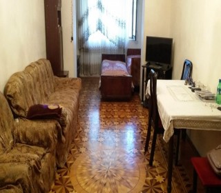 Satılır Köhnə Tikili, Yasamal.r, Elmlər Akademiyası.m-9