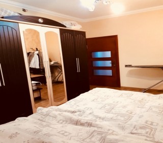 Satılır Köhnə Tikili, Binəqədi.r, 6-cı mikrorayon, Nəsimi.m-5