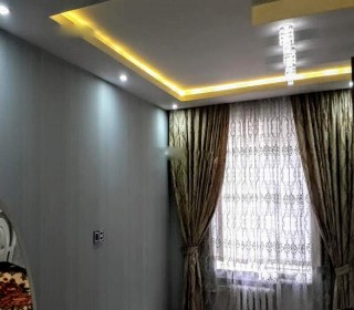 Satılır Köhnə Tikili, Binəqədi.r, 8-ci mikrorayon, Azadlıq.m-11