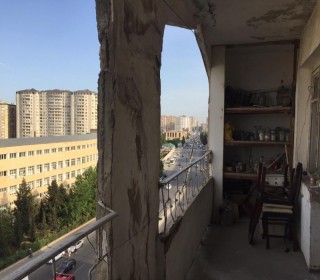 Satılır Köhnə Tikili, Yasamal.r, Yasamal, İnşaatçılar.m-8