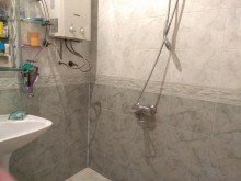 Satılır Köhnə Tikili, Yasamal.r, Elmlər Akademiyası.m-5