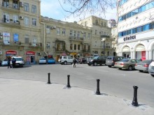 Satılır Köhnə Tikili, Səbail.r, Sahil.m-1