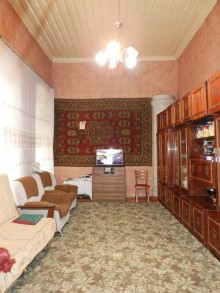 Satılır Köhnə Tikili, Səbail.r, Sahil.m-13
