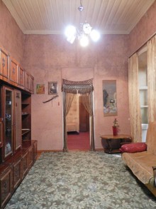 Satılır Köhnə Tikili, Səbail.r, Sahil.m-18