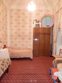 Satılır Köhnə Tikili, Səbail.r, Sahil.m-20