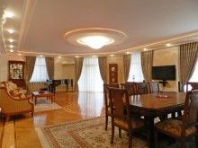 Satılır Yeni Tikili, Nəsimi.r, 28 May.m-2