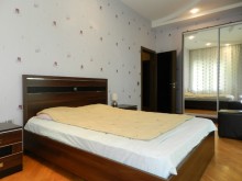 Satılır Yeni Tikili, Nəsimi.r, 28 May.m-3