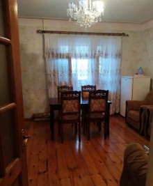 Satılır Köhnə Tikili, Suraxanı.r, Qaraçuxur-4