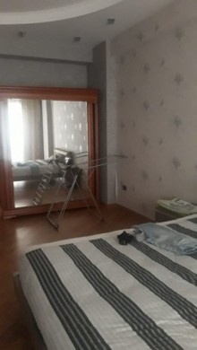 Satılır Yeni Tikili, Yasamal.r, İçərişəhər.m-6
