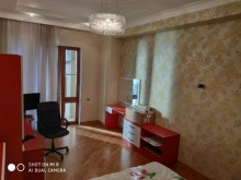 Satılır Yeni Tikili, Yasamal.r, İçərişəhər.m-18