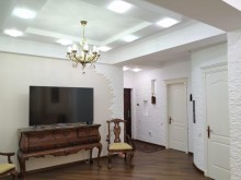 Satılır Yeni Tikili, Yasamal.r, Yasamal, İnşaatçılar.m-16