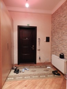 Kirayə (Aylıq) Yeni Tikili, Nəsimi.r, 28 May.m-5