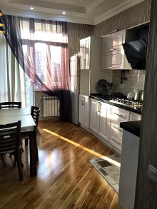 Satılır Yeni Tikili, Nərimanov.r, Montin-9
