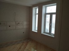 Satılır Həyət evi, Xırdalan.ş-3