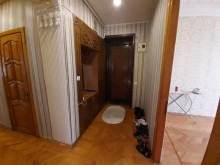 Satılır Köhnə Tikili, Sabunçu.r, Bakıxanov-9