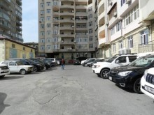 Satılır Yeni Tikili, Nizami.r, Qara Qarayev.m-8