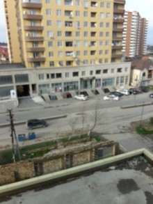 Satılır Yeni Tikili, Xırdalan.ş-1