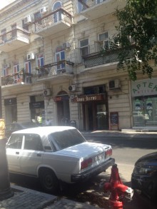 Satılır Köhnə Tikili, Səbail.r, Sahil.m-4