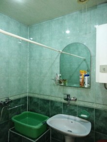 Satılır Köhnə Tikili, Sabunçu.r, Bakıxanov-5