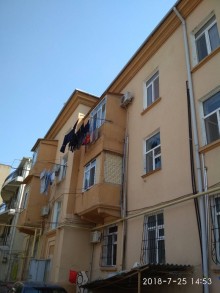 Satılır Köhnə Tikili, Binəqədi.r, Rəsulzadə, Azadlıq.m-1