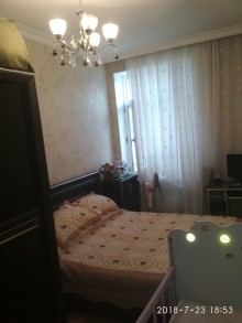 Satılır Köhnə Tikili, Binəqədi.r, Rəsulzadə, Azadlıq.m-4