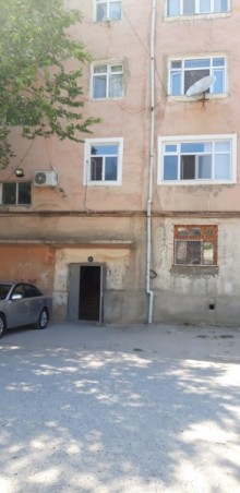 Satılır Köhnə Tikili, Sumqayıt.ş-1