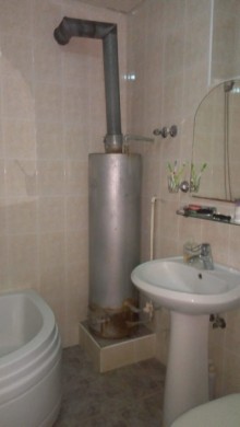 Satılır Köhnə Tikili, Sabunçu.r, Bakıxanov-5