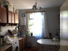 Satılır Köhnə Tikili, Sabunçu.r, Bakıxanov, Neftçilər.m-3