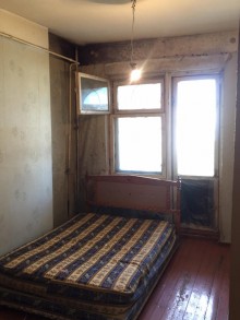 Satılır Köhnə Tikili, Yasamal.r, Yasamal, İnşaatçılar.m-2
