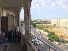 Satılır Köhnə Tikili, Yasamal.r, Yasamal, İnşaatçılar.m-11