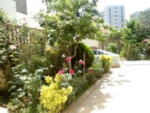 Satılır Həyət evi, Yasamal.r-18