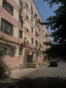 Badamdarda kohne binada iki otaqli ev, -1