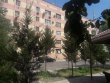 Badamdarda kohne binada iki otaqli ev, -10