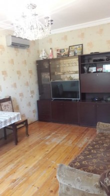 Satılır Həyət evi, Xırdalan.ş-12