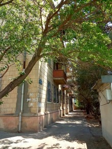 Satılır Köhnə Tikili, Sabunçu.r, Bakıxanov-1