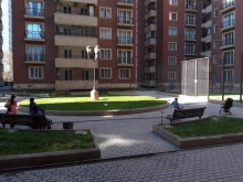 Satılır Yeni Tikili, Nəsimi.r, 28 May.m-1