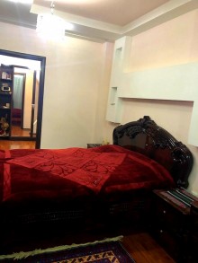Satılır Köhnə Tikili, Sabunçu.r, Bakıxanov-6