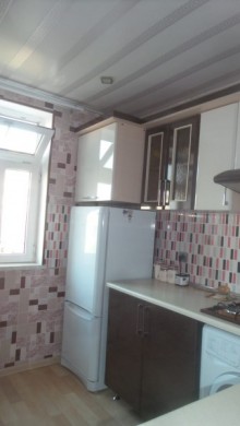 Satılır Köhnə Tikili, Binəqədi.r, Biləcəri, Avtovağzal.m-14