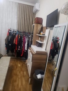 Satılır Yeni Tikili, Binəqədi.r, 8-ci mikrorayon, Azadlıq.m-14