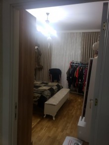 Satılır Yeni Tikili, Binəqədi.r, 8-ci mikrorayon, Azadlıq.m-17