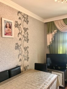 Satılır Köhnə Tikili, Suraxanı.r, Yeni Günəşli, Xalqlar Dostluğu m..m-4