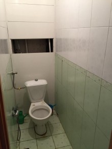 Satılır Köhnə Tikili, Yasamal.r, Yasamal, İnşaatçılar.m-11