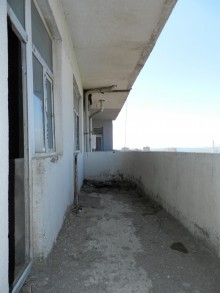 Satılır Yeni Tikili, Nizami.r, Qara Qarayev.m-17