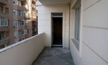 Satılır Yeni Tikili, Nəsimi.r, 20 Yanvar.m-8
